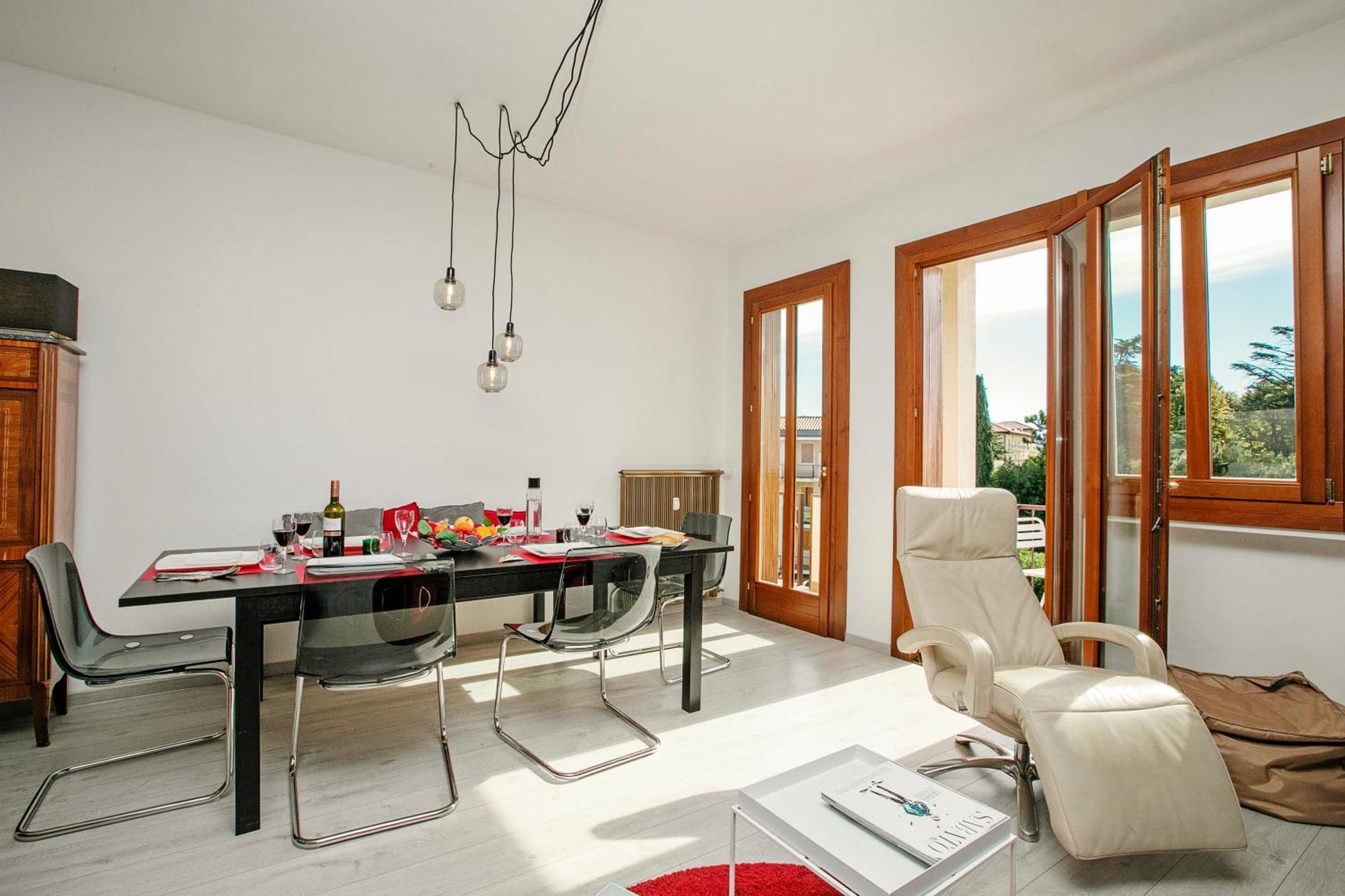 Spiaggia Azzurro -Lakeside With Terrace - Happy Rentals Toscolano Maderno Exteriör bild